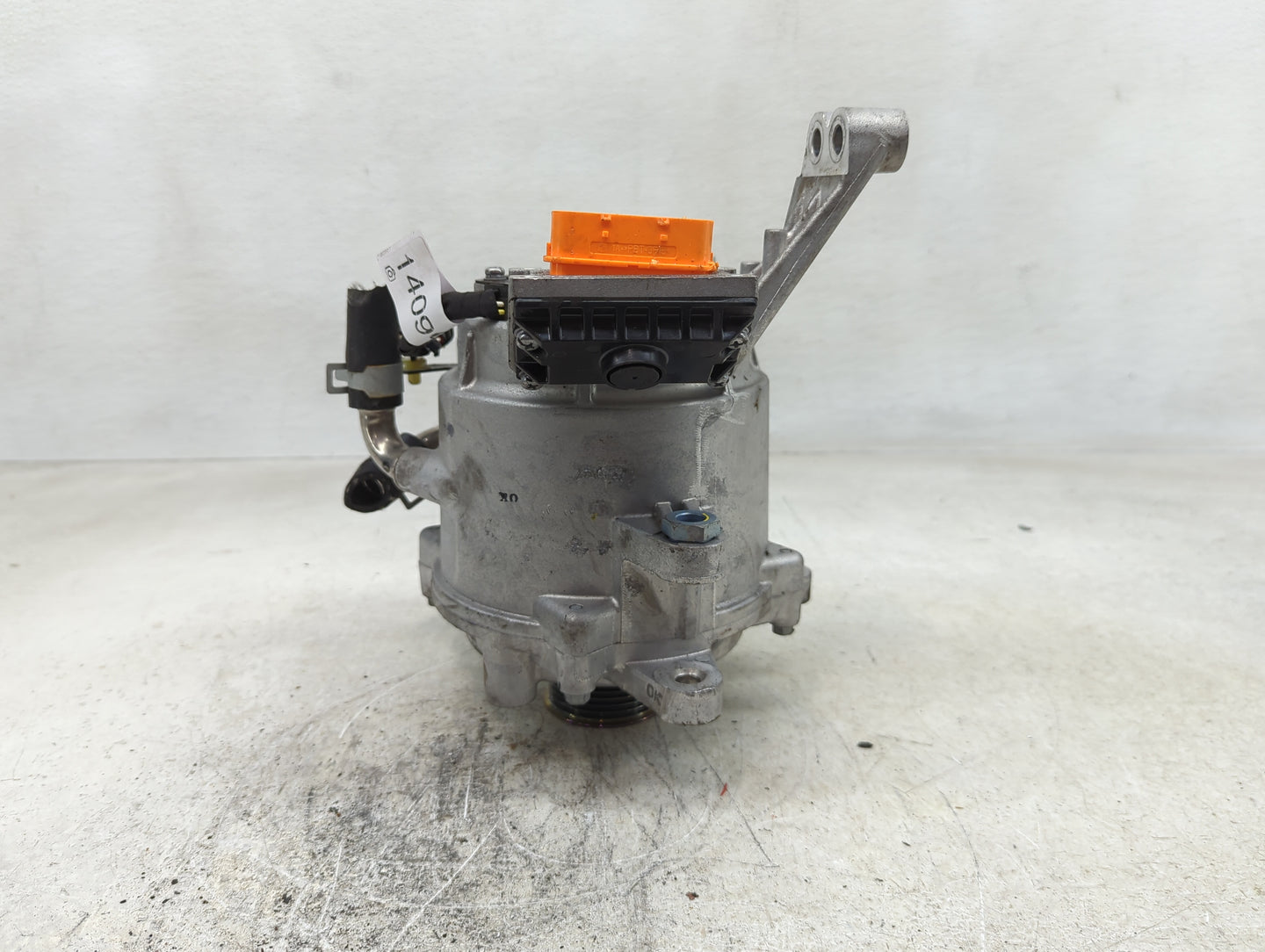 2025 Hyundai Tucson Alternator Replacement Generator Charging Assembly Engine OEM P/N:M241221E01S 37390-2M900 Fits OEM Used 