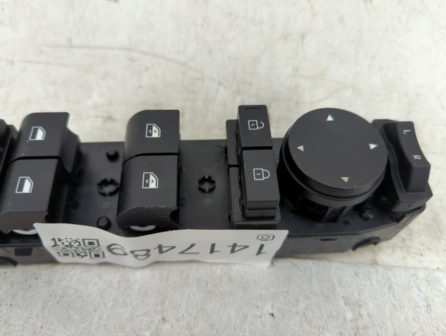 2025 Hyundai Tucson Master Power Window Switch Replacement Driver Side Left P/N:93571-N9670 Fits OEM Used Auto Parts - Oemus