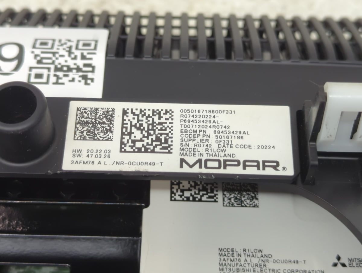 2025 Jeep Compass Information Radio Display Screen - Oemusedautoparts1.com