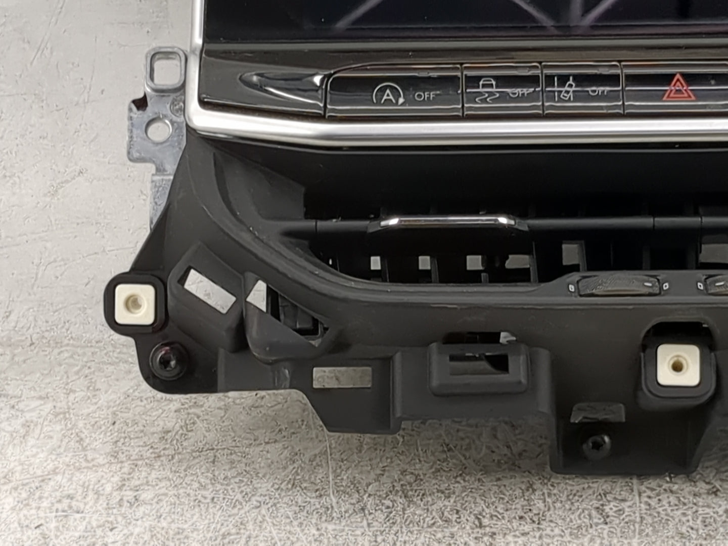 2025 Jeep Compass Information Display Screen 1483211 - Oemusedautoparts1.com