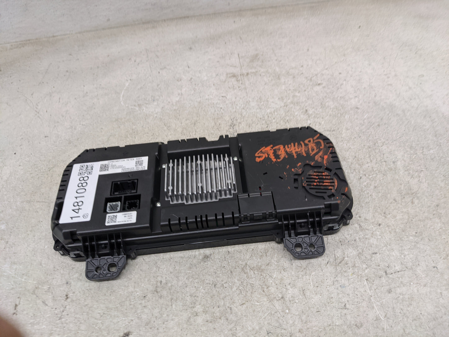 2025 Jeep Grand Wagoneer Instrument Cluster Speedometer Gauges P/N:68572199AD CR0059201MRC03, CR0059201 Miles: Fits OEM Used