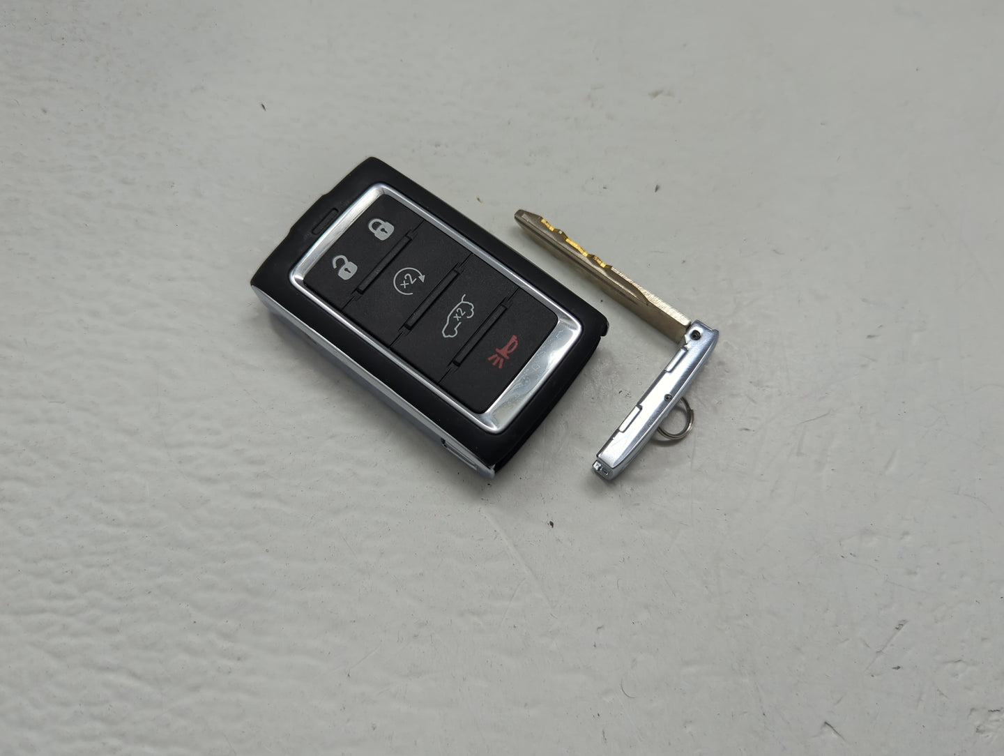 Jeep Wagoneer Keyless Entry Remote Fob 2BAHD-KFW1 68577131 5 buttons - Oemusedautoparts1.com