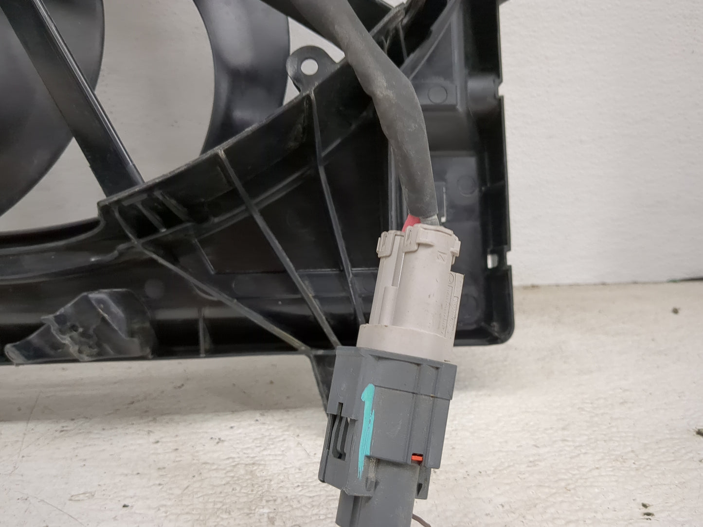 2025 Jeep Wrangler Electric Radiator Cooling Fan Motor Assembly - Oemusedautoparts1.com