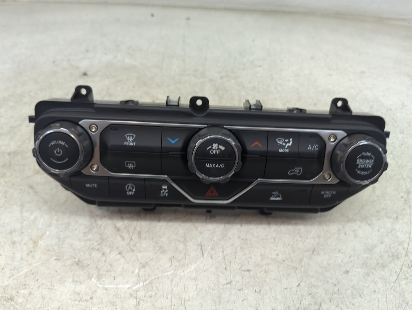 2025 Jeep Wrangler Climate Control Module Temperature AC/Heater Replacement P/N:P7EV04DX9AA 68301640AH Fits Fits 2022 OEM Us