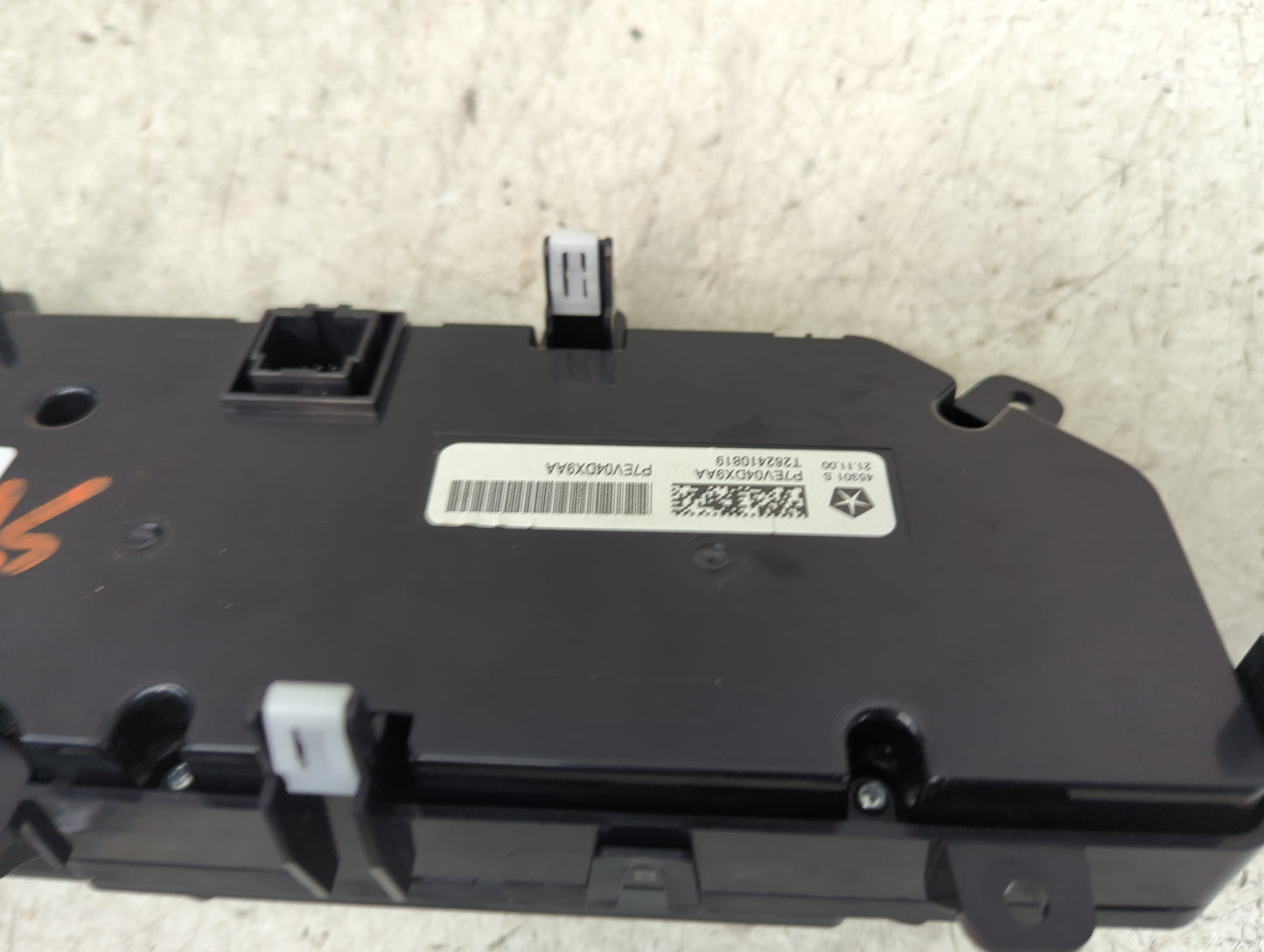 2025 Jeep Wrangler Climate Control Module Temperature AC/Heater Replacement P/N:P7EV04DX9AA 68301640AH Fits Fits 2022 OEM Us