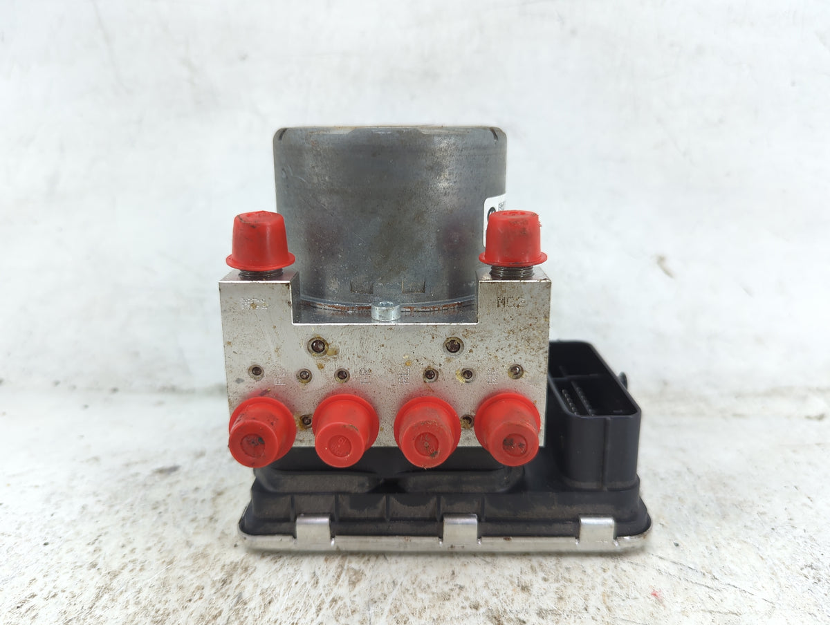 2025 Jeep Wrangler ABS Pump Control Module Replacement P/N:P68701766AA 68701766AA Fits OEM Used Auto Parts - Oemusedautopart