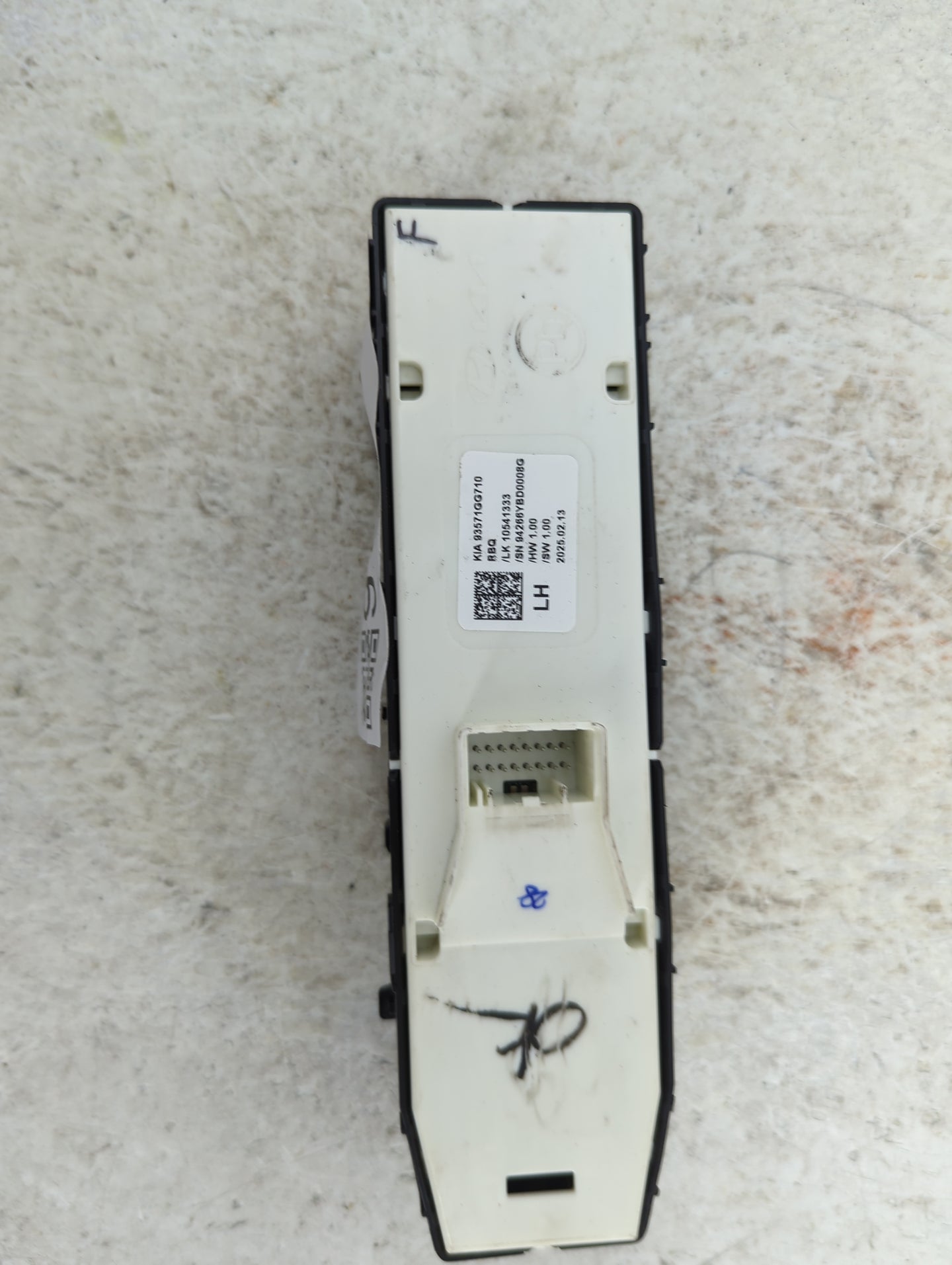 2025 Kia Forte Master Power Window Switch Replacement Driver Side Left P/N:93571GG710 94266YBD0008G Fits OEM Used Auto Parts