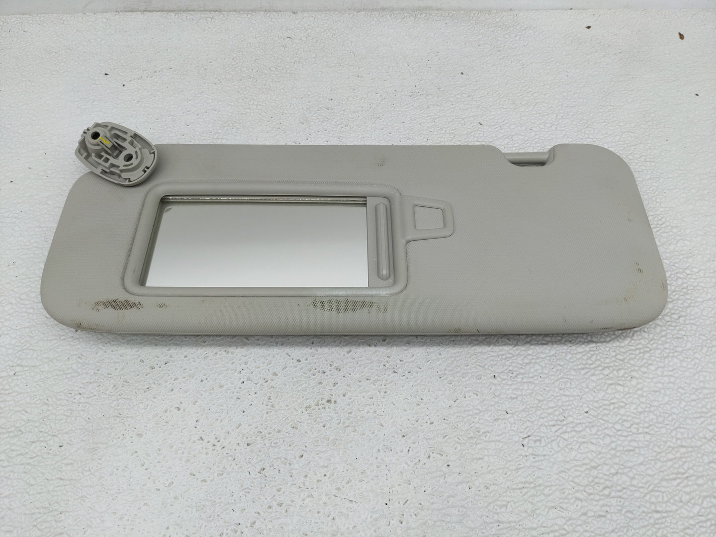 2025 Kia K4 Sun Visor Shade Replacement Driver Left Mirror Fits OEM Used Auto Parts - Oemusedautoparts1.com