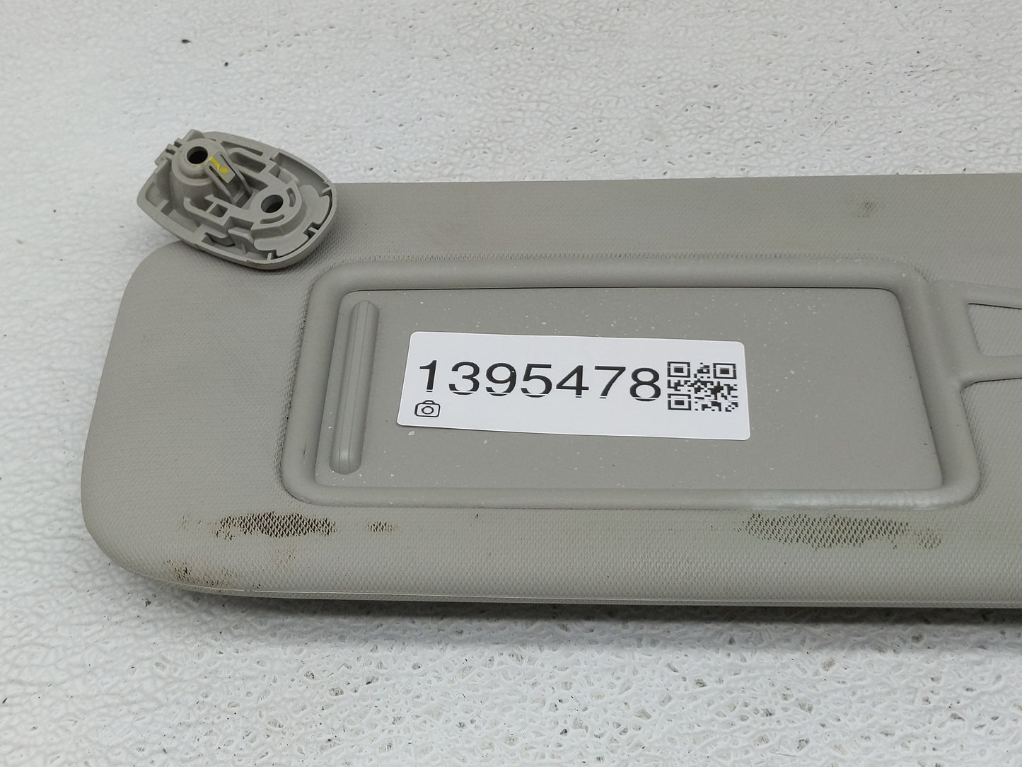 2025 Kia K4 Sun Visor Shade Replacement Driver Left Mirror Fits OEM Used Auto Parts - Oemusedautoparts1.com