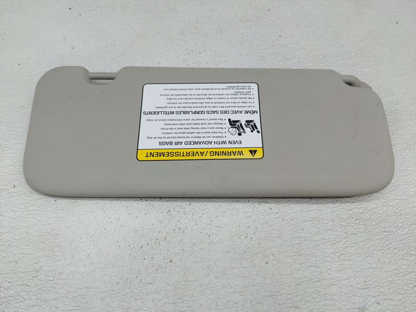 2025 Kia K4 Sun Visor Shade Replacement Driver Left Mirror Fits OEM Used Auto Parts - Oemusedautoparts1.com