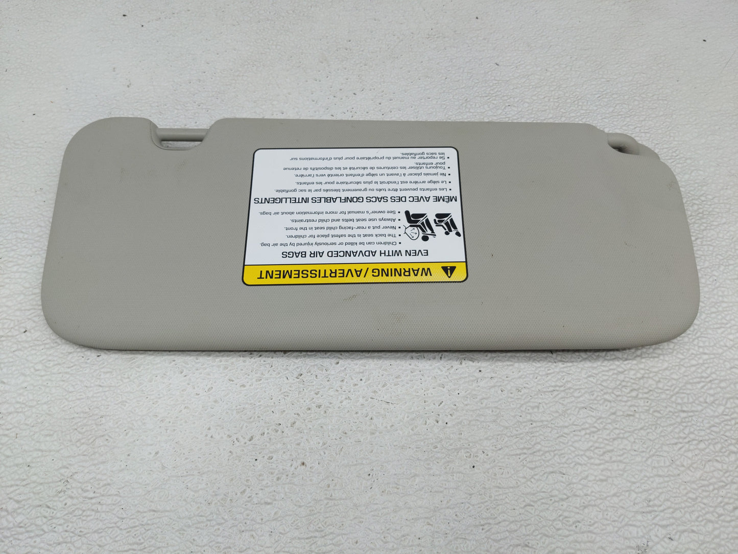 2025 Kia K4 Sun Visor Shade Replacement Driver Left Mirror Fits OEM Used Auto Parts - Oemusedautoparts1.com