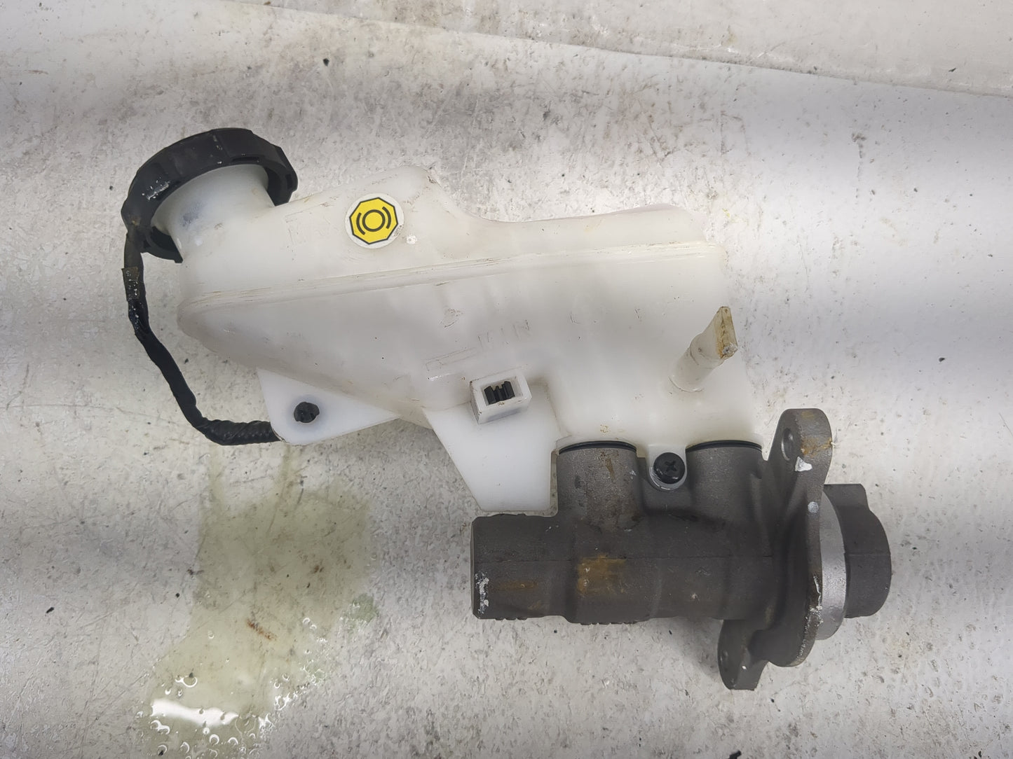 2025 Kia K4 Brake Master Cylinder - Oemusedautoparts1.com