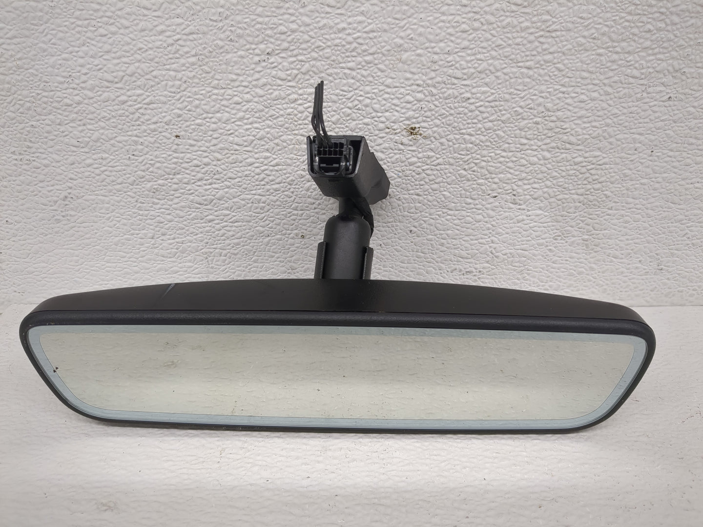 2025 Kia K5 Interior Rear View Mirror Replacement OEM P/N:E11048835 Fits OEM Used Auto Parts - Oemusedautoparts1.com