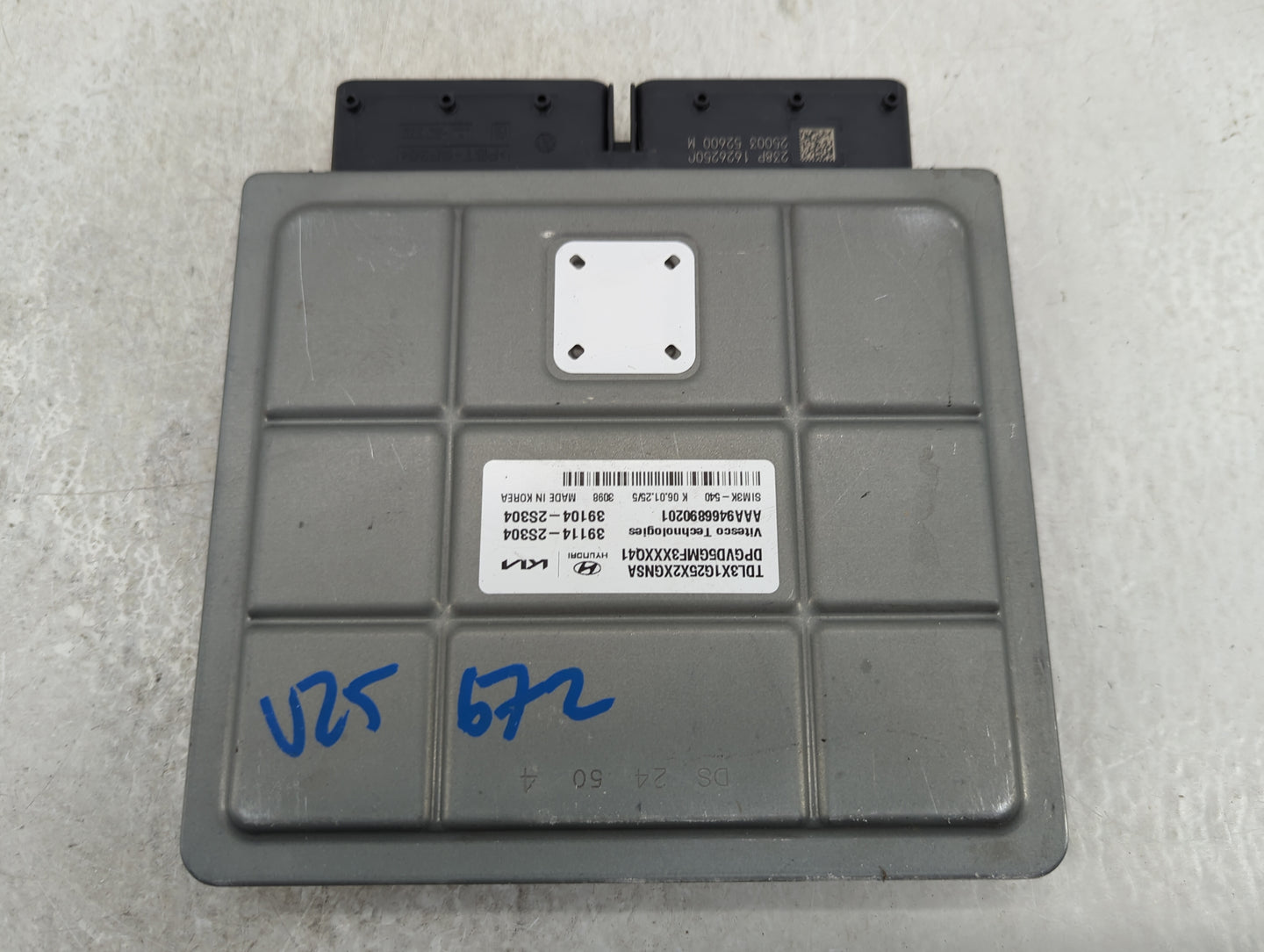 2025 Kia K5 PCM Engine Control Computer ECU ECM PCU OEM P/N:39104-2S304 39114-2S304 Fits OEM Used Auto Parts - Oemusedautopa