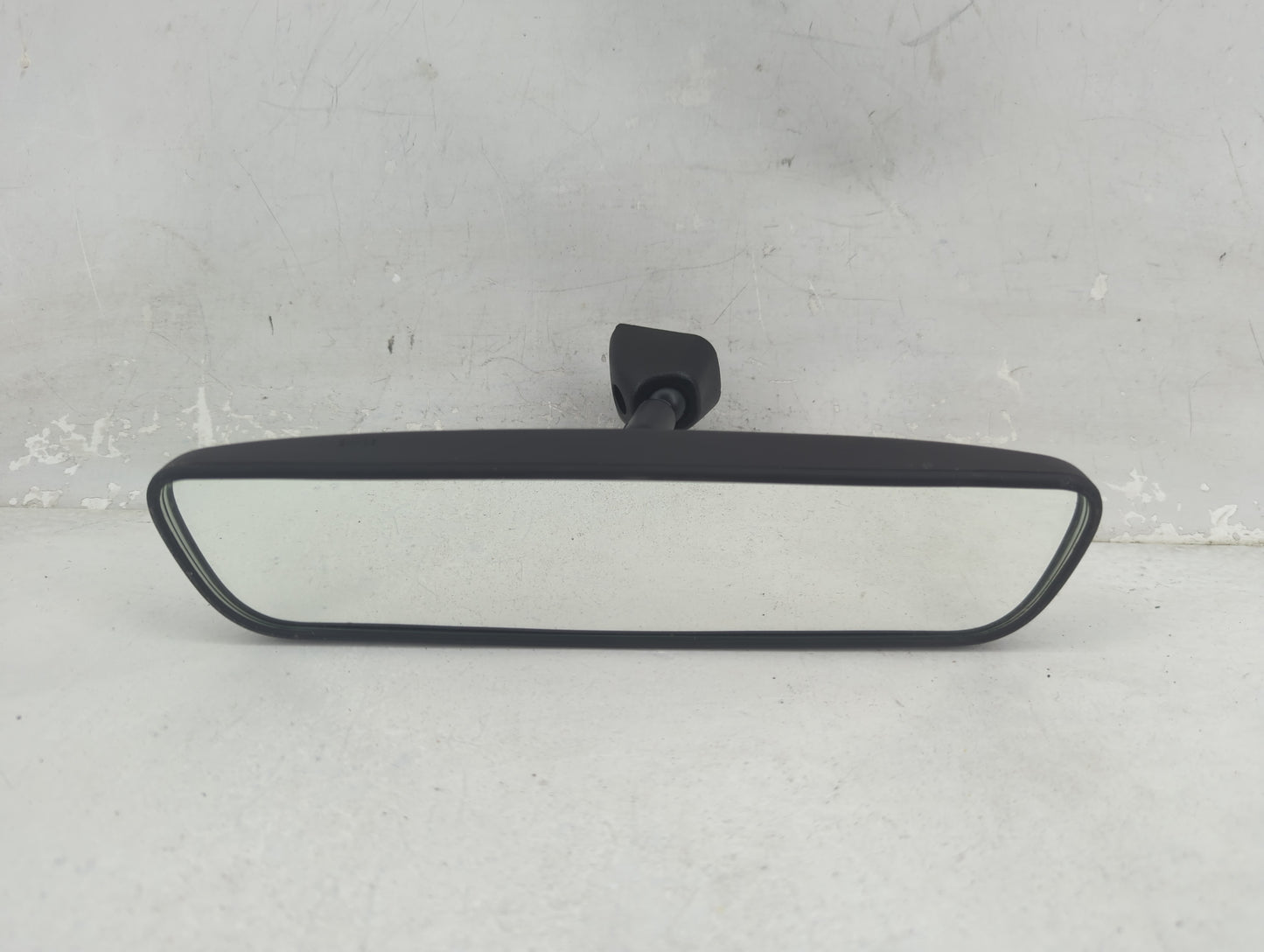2025 Kia K5 Interior Rear View Mirror Replacement OEM P/N:E13049896 Fits OEM Used Auto Parts - Oemusedautoparts1.com