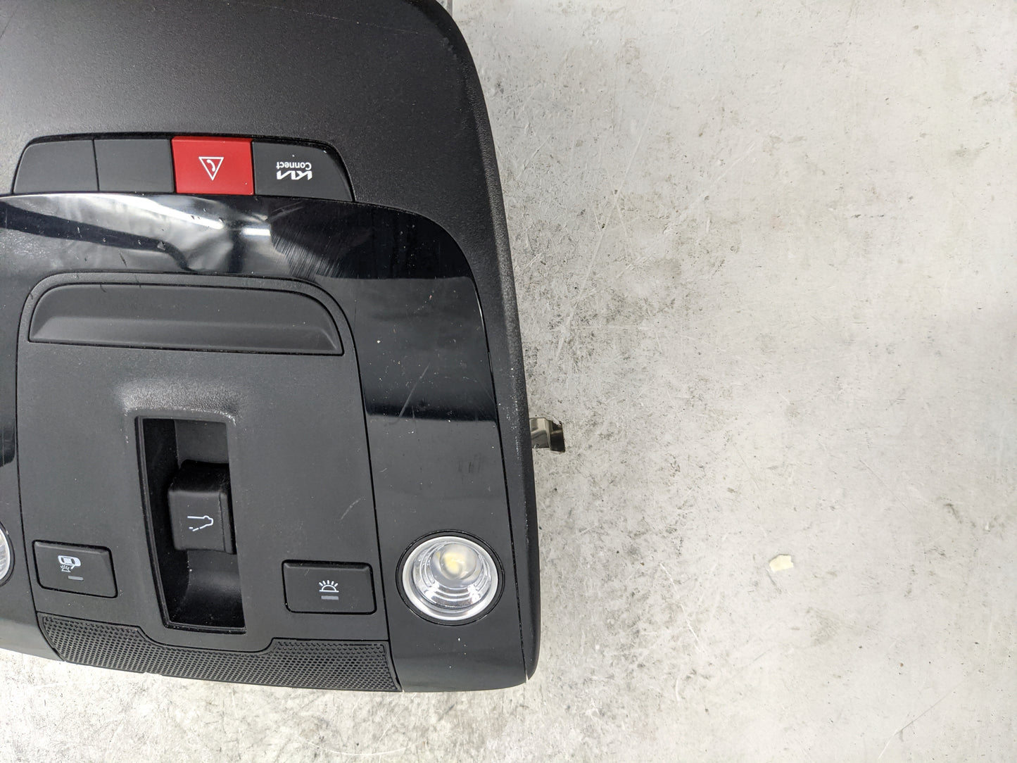 2025 Kia K5 Overhead Console W/rear Climate Control Black - Oemusedautoparts1.com