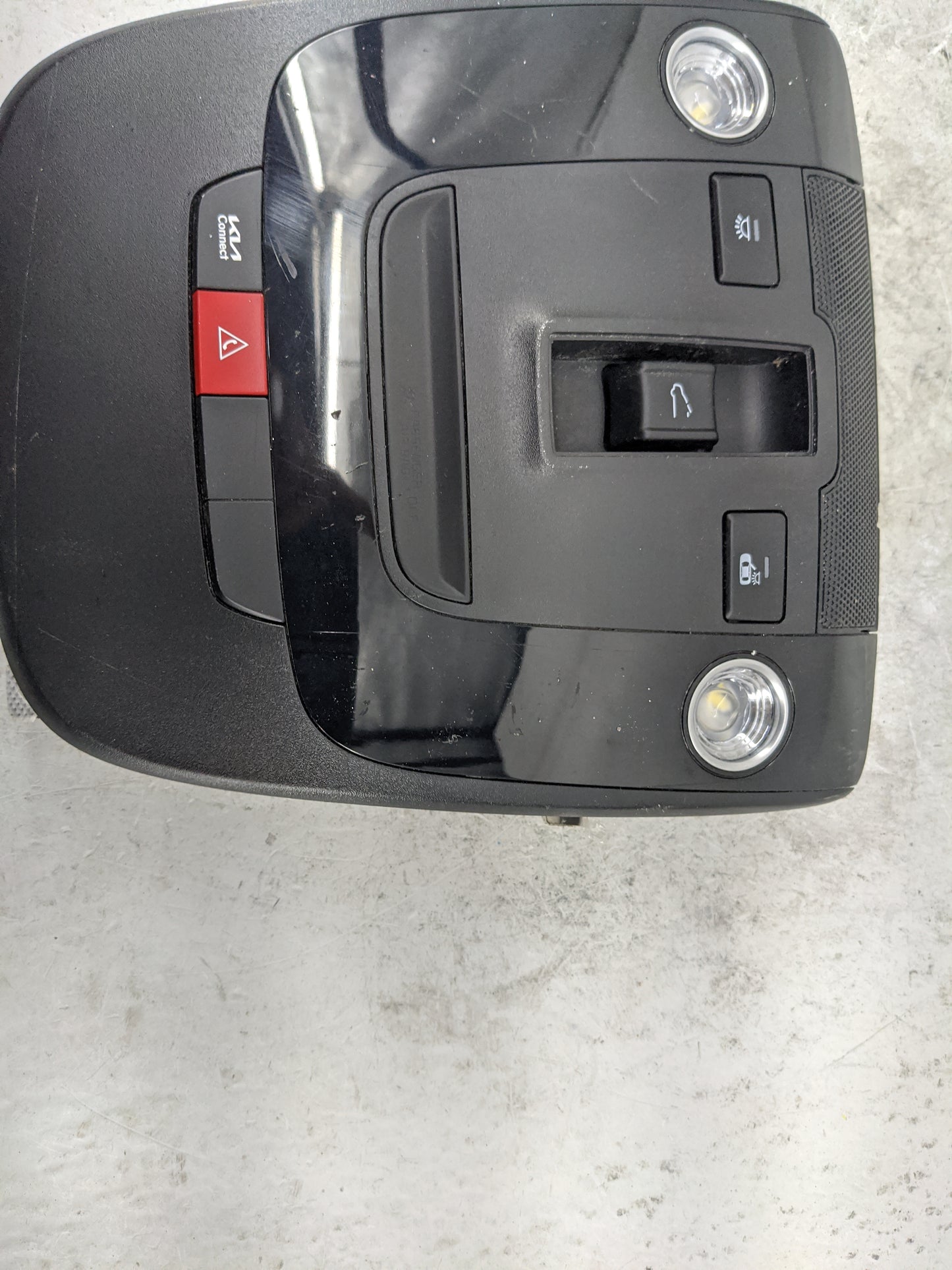 2025 Kia K5 Overhead Console W/rear Climate Control Black - Oemusedautoparts1.com