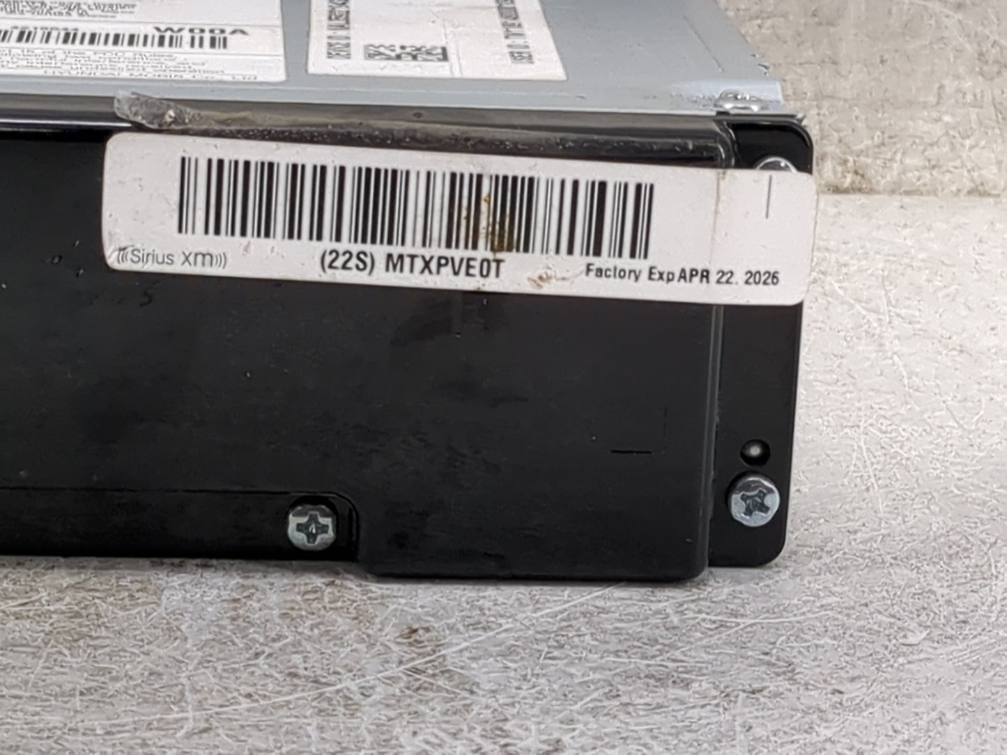 2025 Kia Sorento Radio AM FM Cd Player Receiver Replacement P/N:96560-DW000FHL VT250TWAN, MTXPVE0T Fits OEM Used Auto Parts 