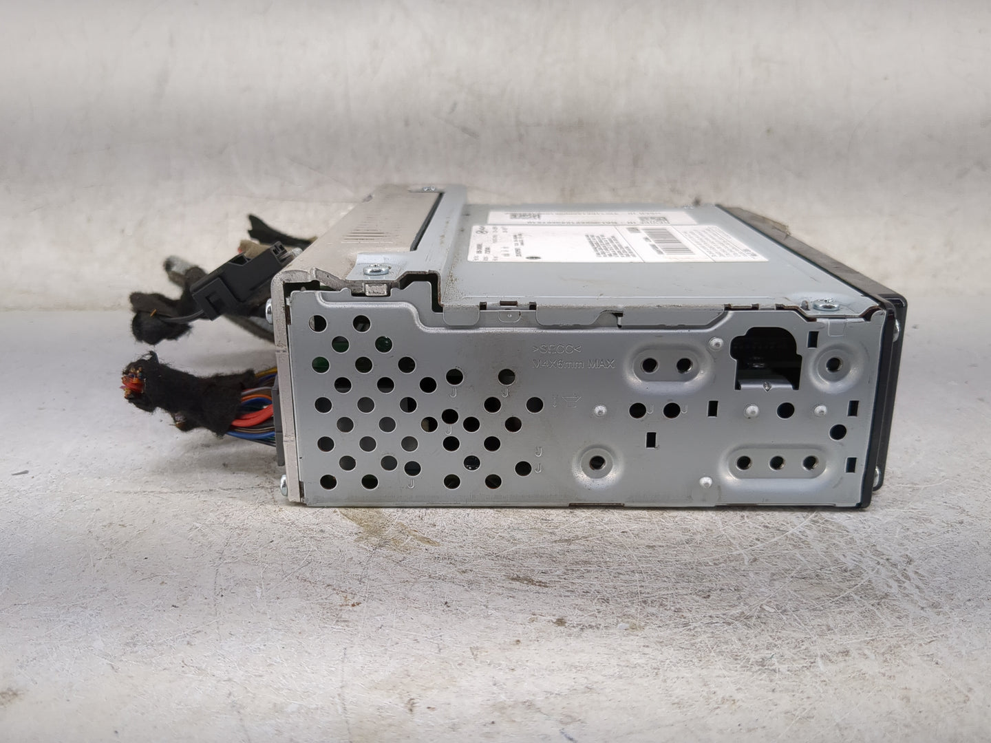 2025 Kia Sorento Radio AM FM Cd Player Receiver Replacement P/N:96560-DW000FHL VT250TWAN, MTXPVE0T Fits OEM Used Auto Parts 