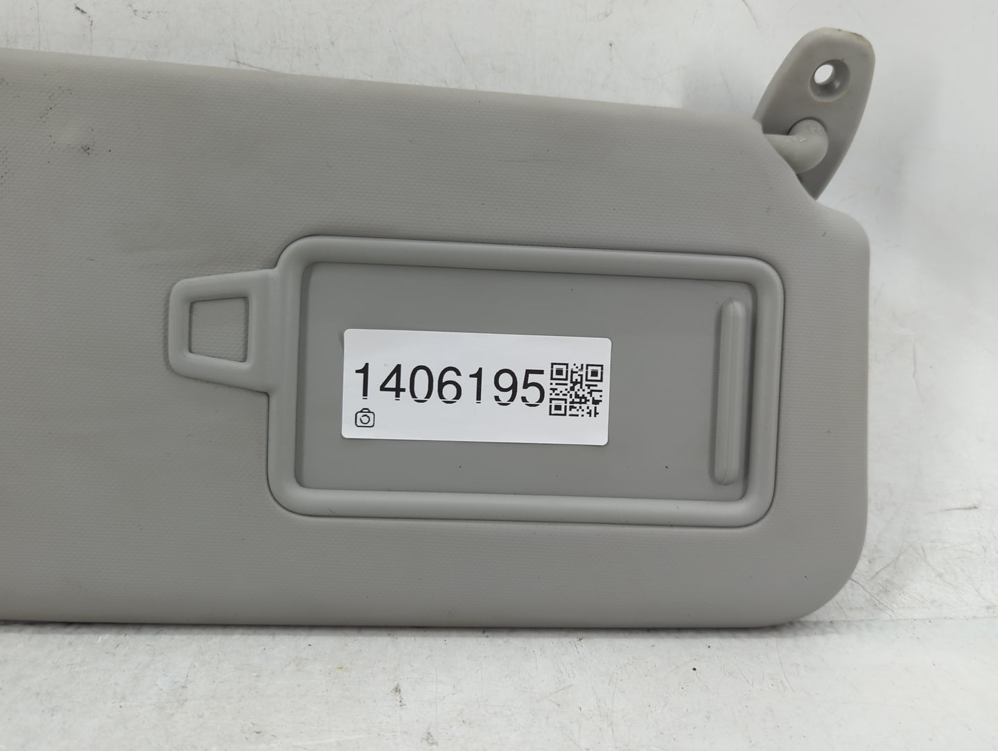 2025 Kia Soul Sun Visor Shade Replacement Passenger Right Mirror Fits OEM Used Auto Parts - Oemusedautoparts1.com