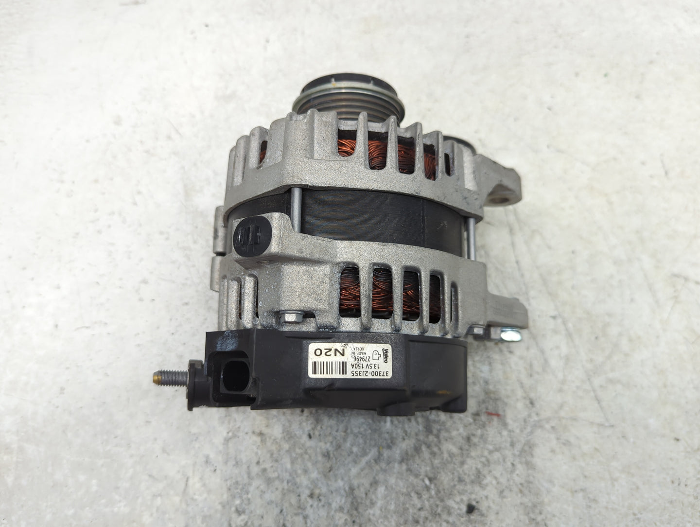 2025 Kia Soul Alternator Replacement Generator Charging Assembly Engine OEM P/N:37300-2J355 Fits OEM Used Auto Parts - Oemus
