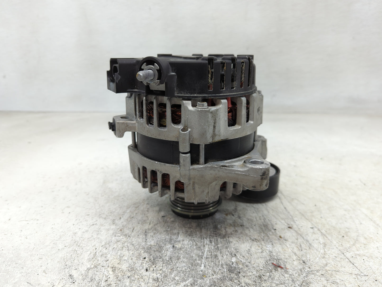 2025 Kia Soul Alternator Replacement Generator Charging Assembly Engine OEM P/N:37300-2J355 Fits OEM Used Auto Parts - Oemus