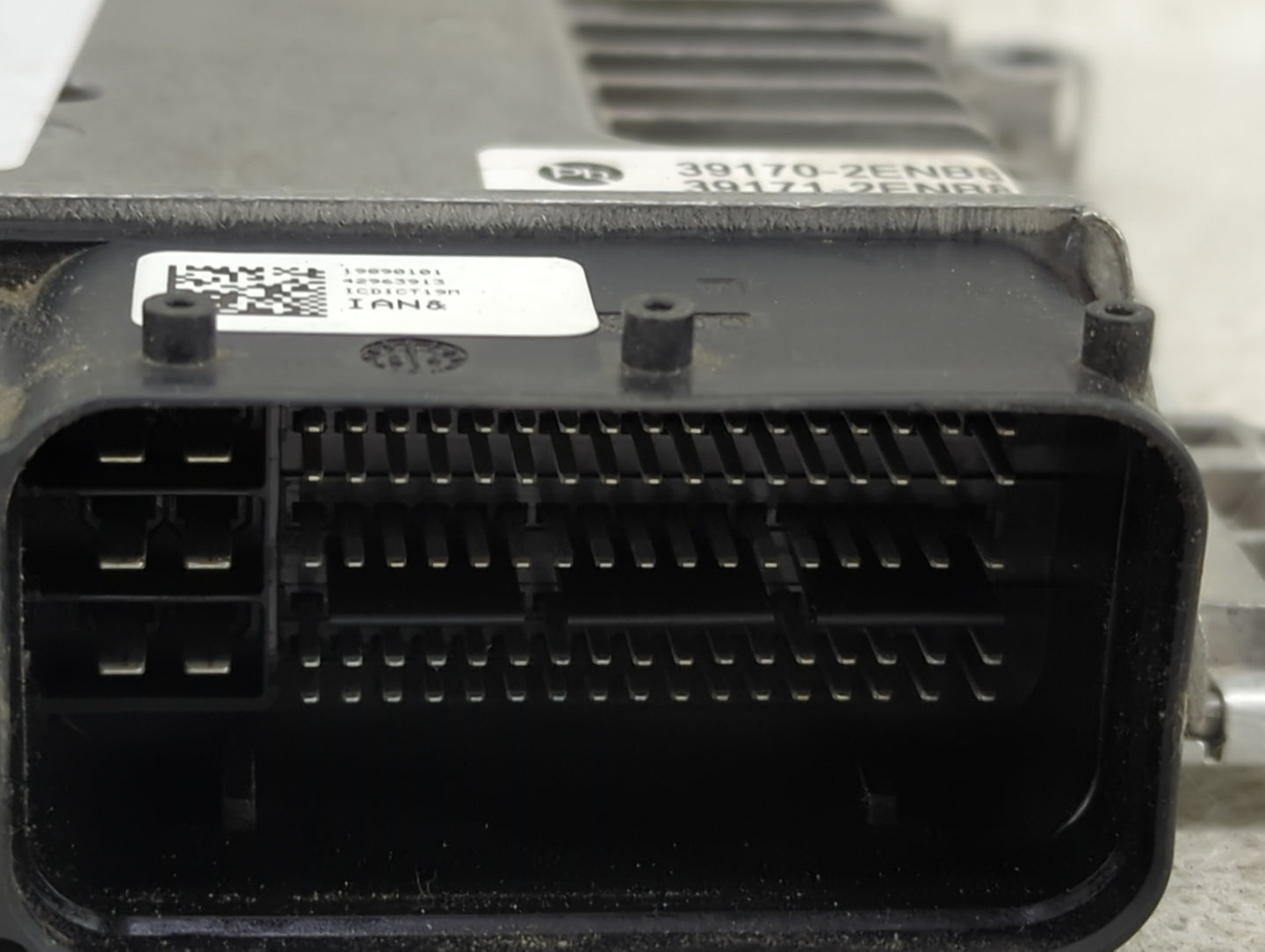 2025 Kia Soul PCM Engine Control Computer ECU ECM PCU OEM P/N:3913 SNB8 39171-2ENB8, 39170-2ENB8 Fits OEM Used Auto Parts - 