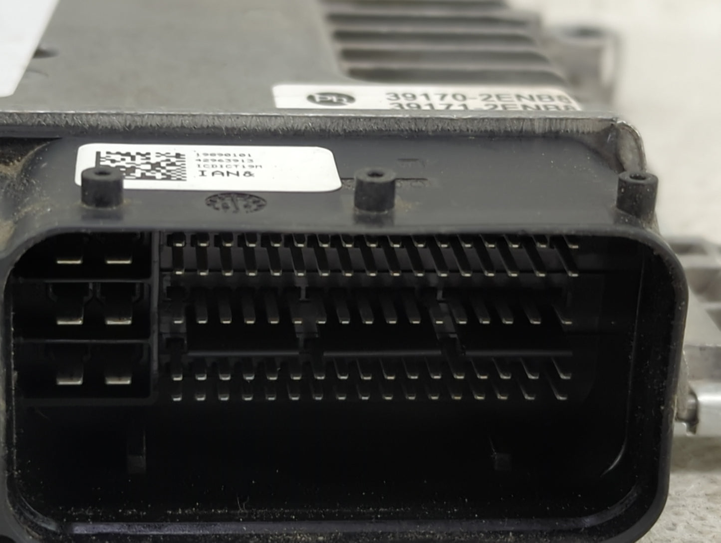 2025 Kia Soul PCM Engine Control Computer ECU ECM PCU OEM P/N:3913 SNB8 39171-2ENB8, 39170-2ENB8 Fits OEM Used Auto Parts - 