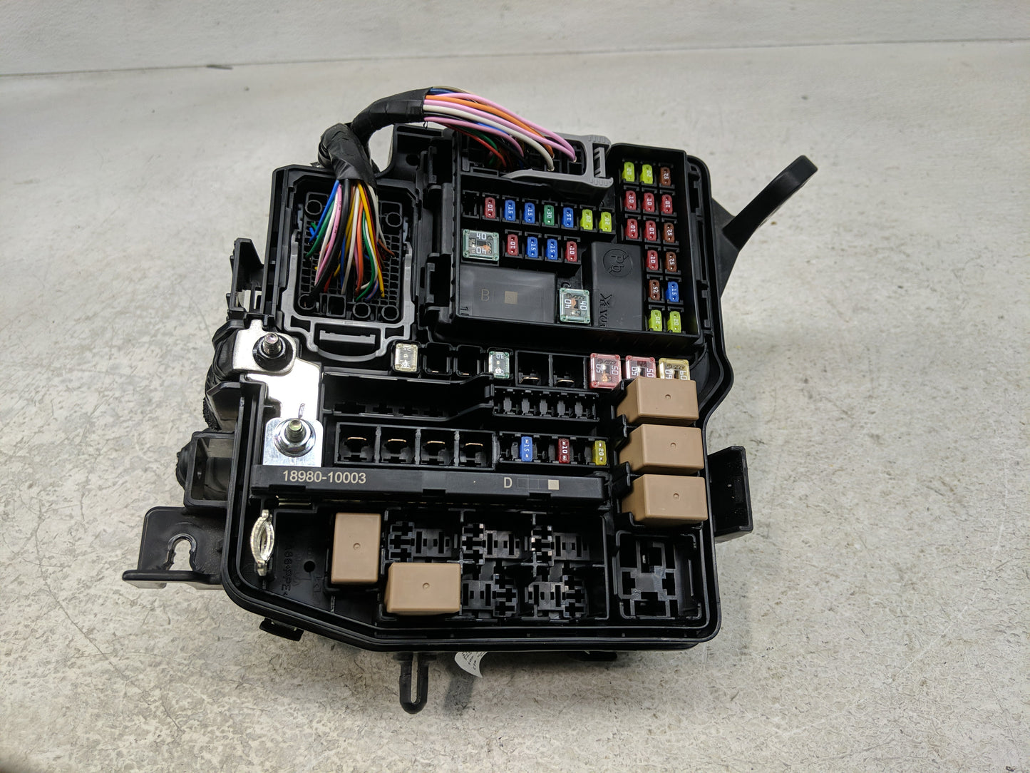 2025 Kia Sportage Fusebox Fuse Box Panel Relay Module P/N:91221-P1341 Fits OEM Used Auto Parts - Oemusedautoparts1.com