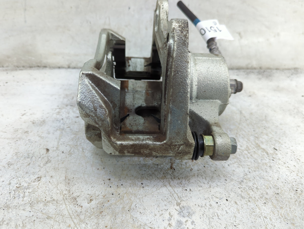 2025 Kia Sportage Front Driver Left Brake Caliper - Oemusedautoparts1.com