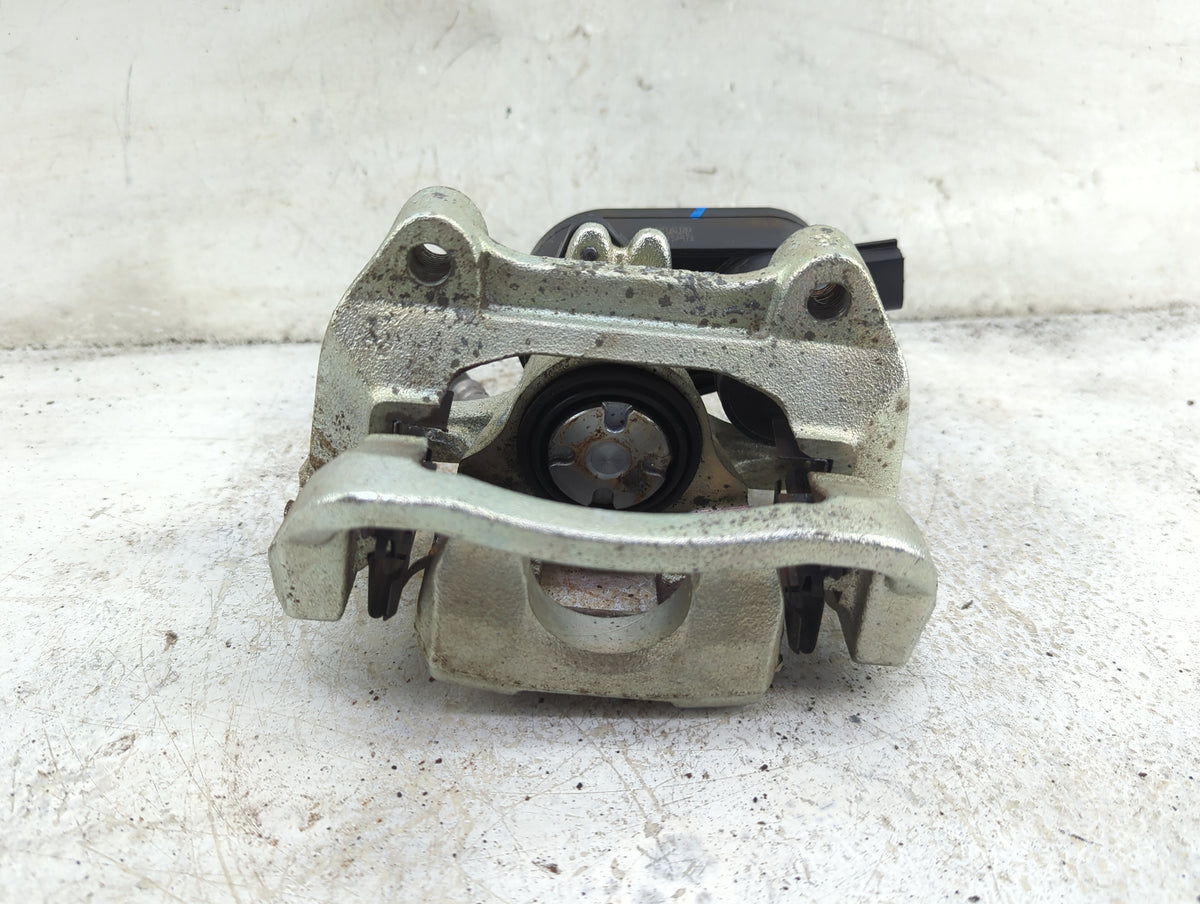2025 Kia Sportage Rear Driver Left Brake Caliper - Oemusedautoparts1.com
