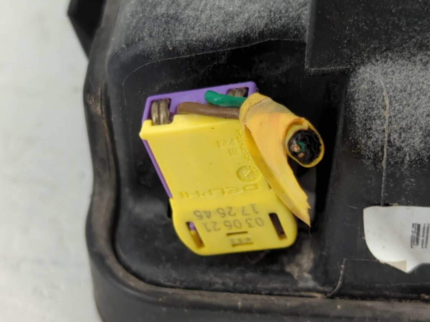 2025 Kia Telluride Air Bag Passenger Right Knee OEM Fits OEM Used Auto Parts - Oemusedautoparts1.com