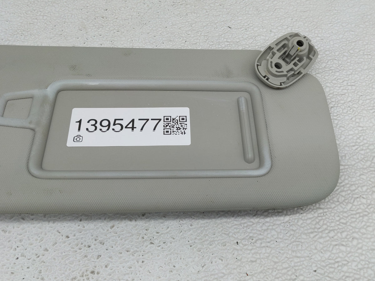 2025 Kia K4 Sun Visor Shade Replacement Passenger Right Mirror Fits OEM Used Auto Parts - Oemusedautoparts1.com