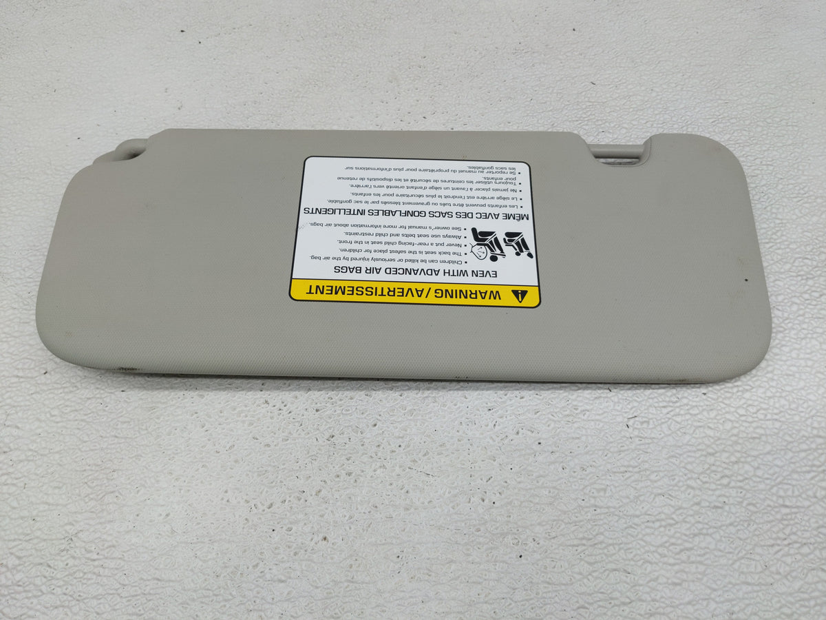 2025 Kia K4 Sun Visor Shade Replacement Passenger Right Mirror Fits OEM Used Auto Parts - Oemusedautoparts1.com