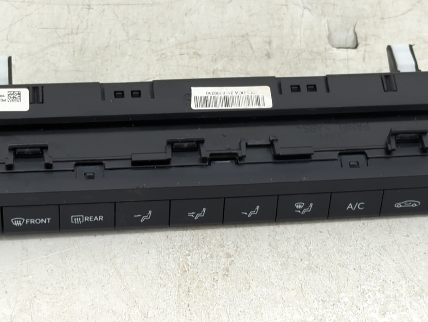 2025 Kia K4 Climate Control Module Temperature AC/Heater Replacement P/N:97250-GG000 Fits OEM Used Auto Parts - Oemusedautop
