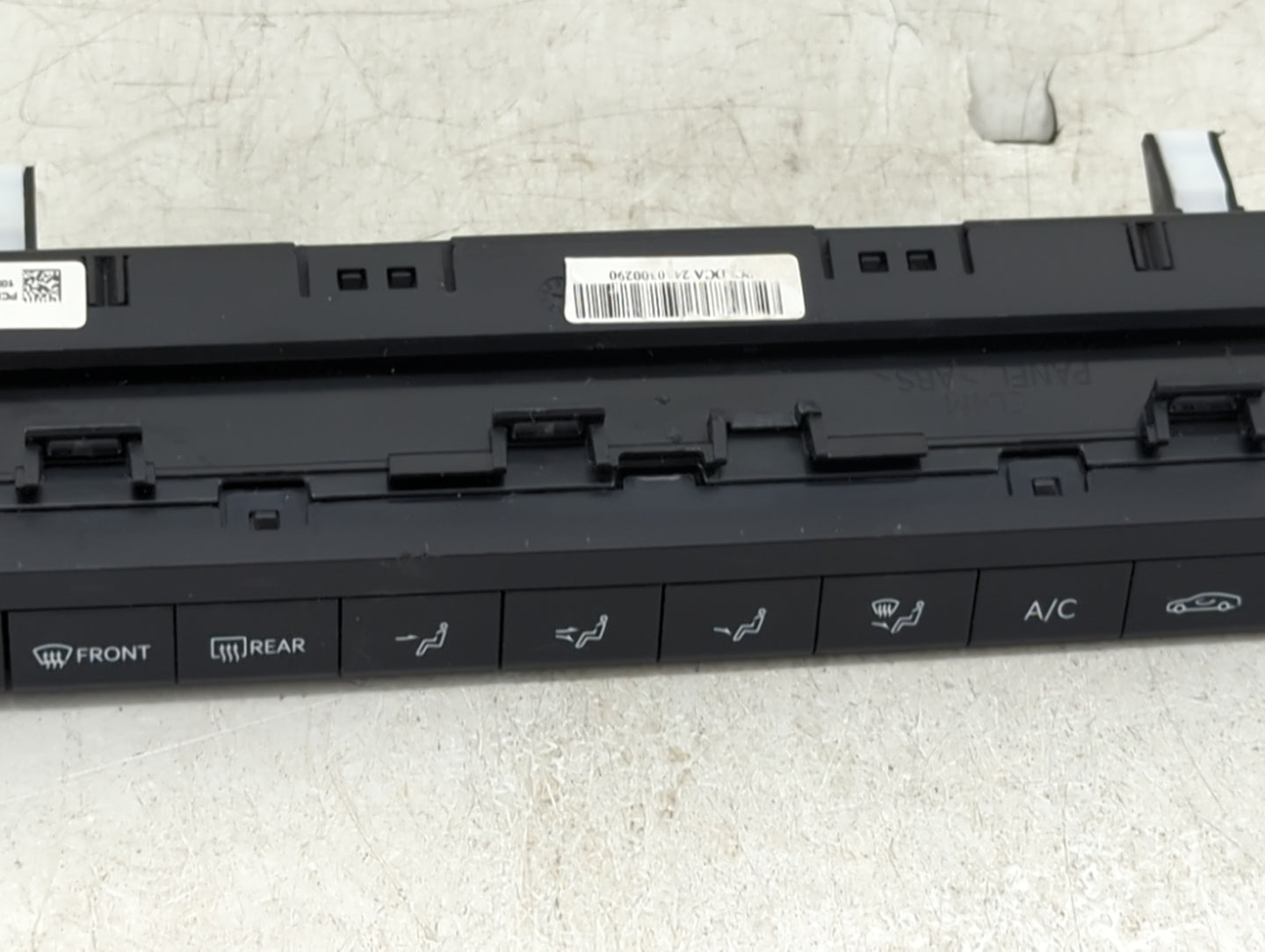 2025 Kia K4 Climate Control Module Temperature AC/Heater Replacement P/N:97250-GG000 Fits OEM Used Auto Parts - Oemusedautop