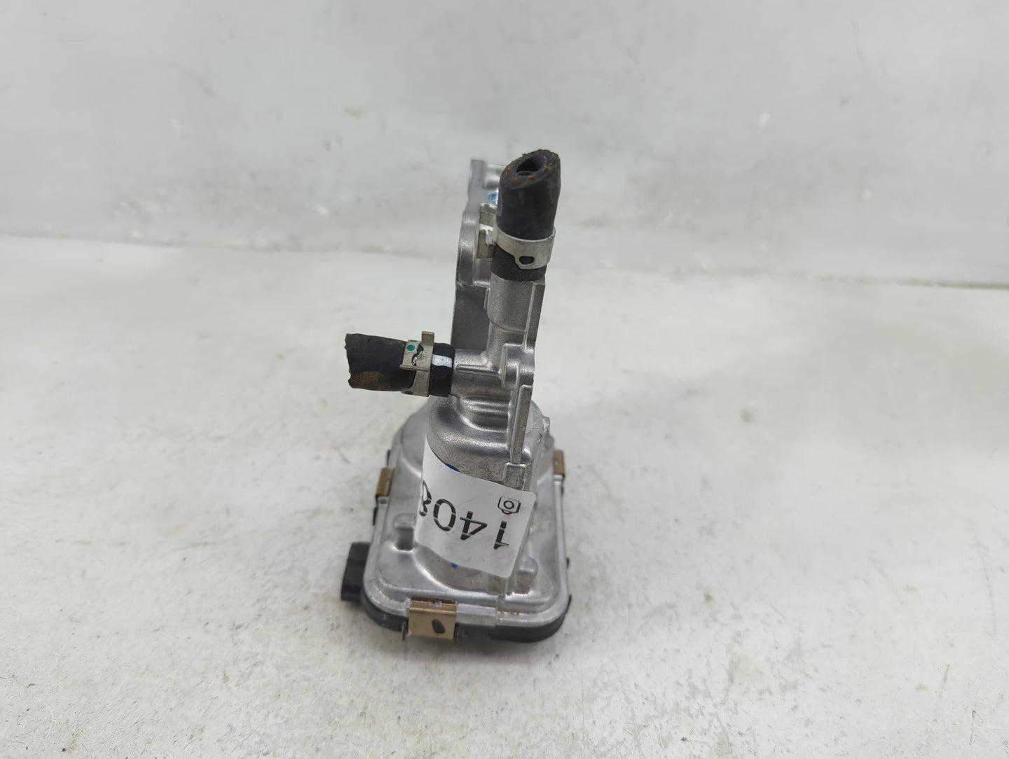 2025 Lexus Es350 Throttle Body Fits OEM Used Auto Parts - Oemusedautoparts1.com