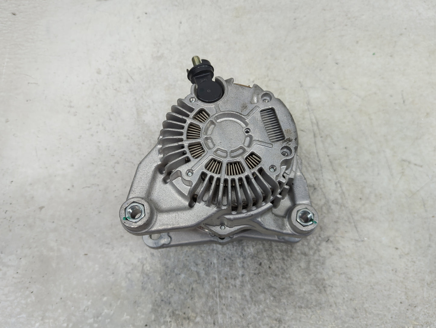 2025 Mazda Cx-5 Alternator Replacement Generator Charging Assembly Engine OEM P/N:A5TJA091 Fits OEM Used Auto Parts - Oemuse
