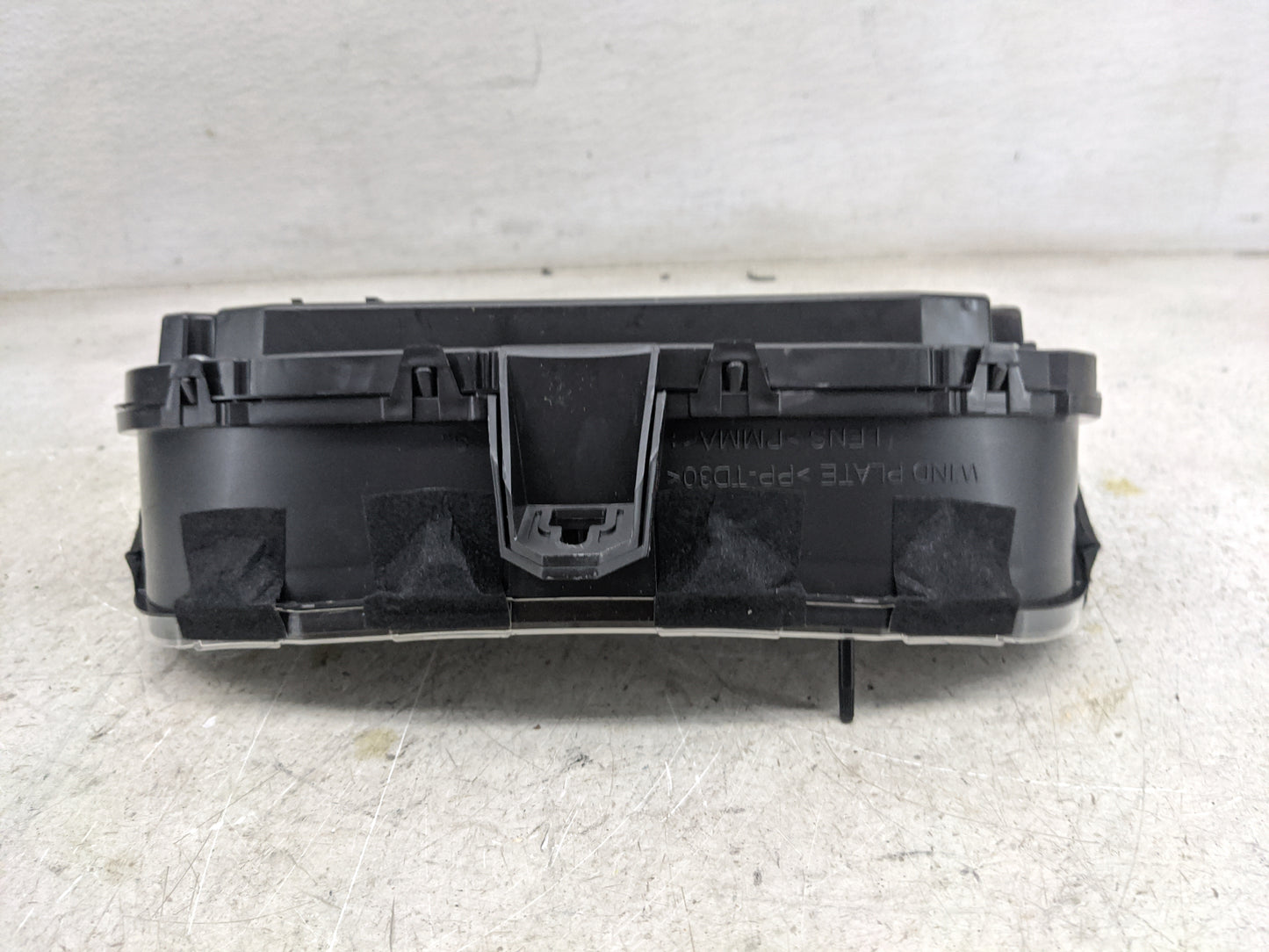 2017-2018 Mazda Cx-5 Instrument Cluster Speedometer Gauges P/N:TK49 55430 L976D-C, KT174, KGKB A, KA162 Miles: Fits Fits 201