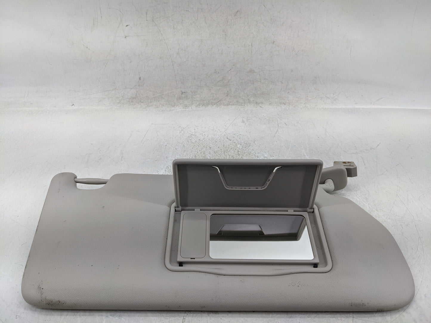 2018 Mitsubishi Eclipse Cross Sun Visor Shade Replacement Passenger Right Mirror Fits OEM Used Auto Parts - Oemusedautoparts