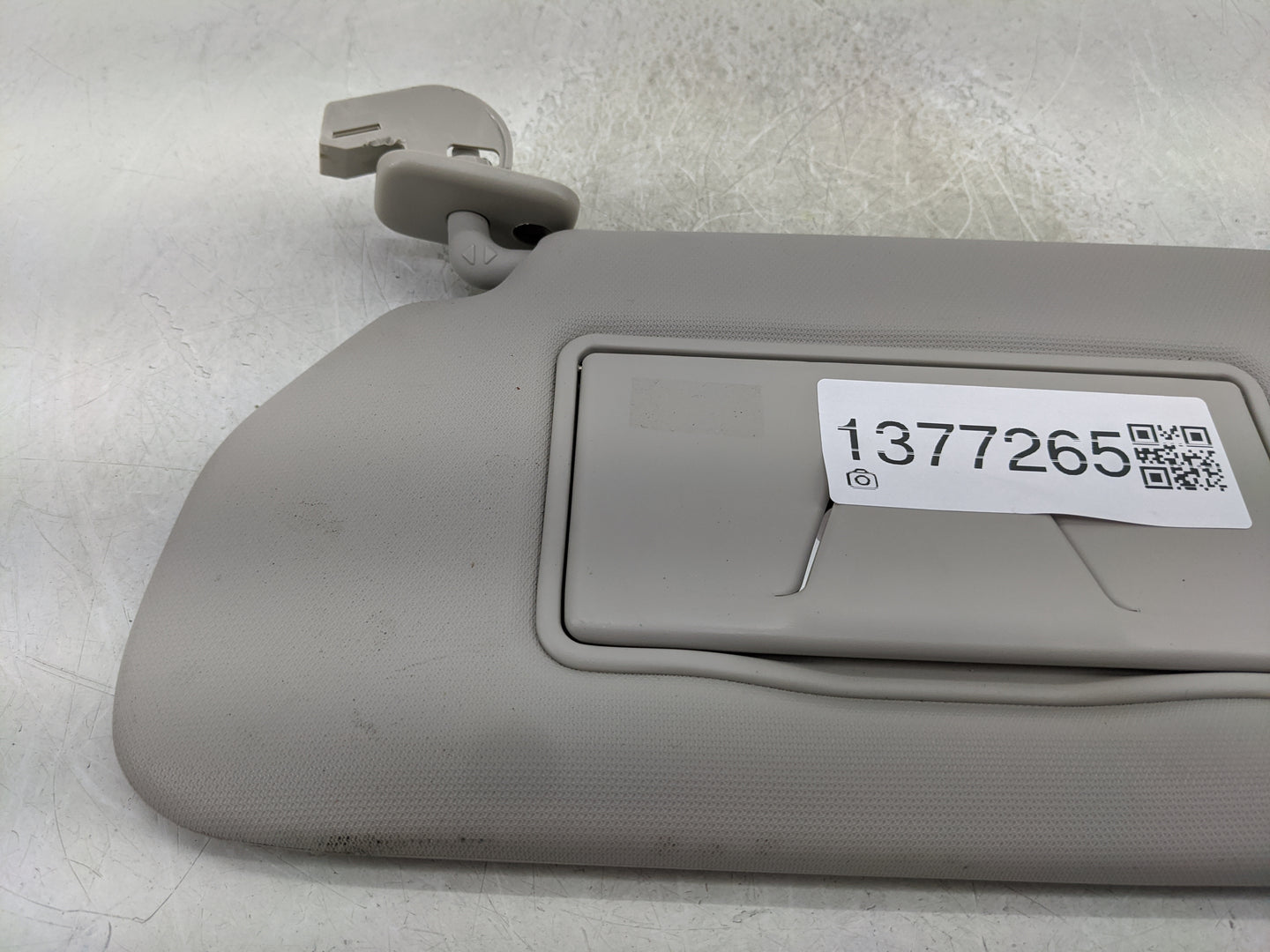 2018 Mitsubishi Eclipse Cross Sun Visor Shade Replacement Driver Left Mirror Fits OEM Used Auto Parts - Oemusedautoparts1.co