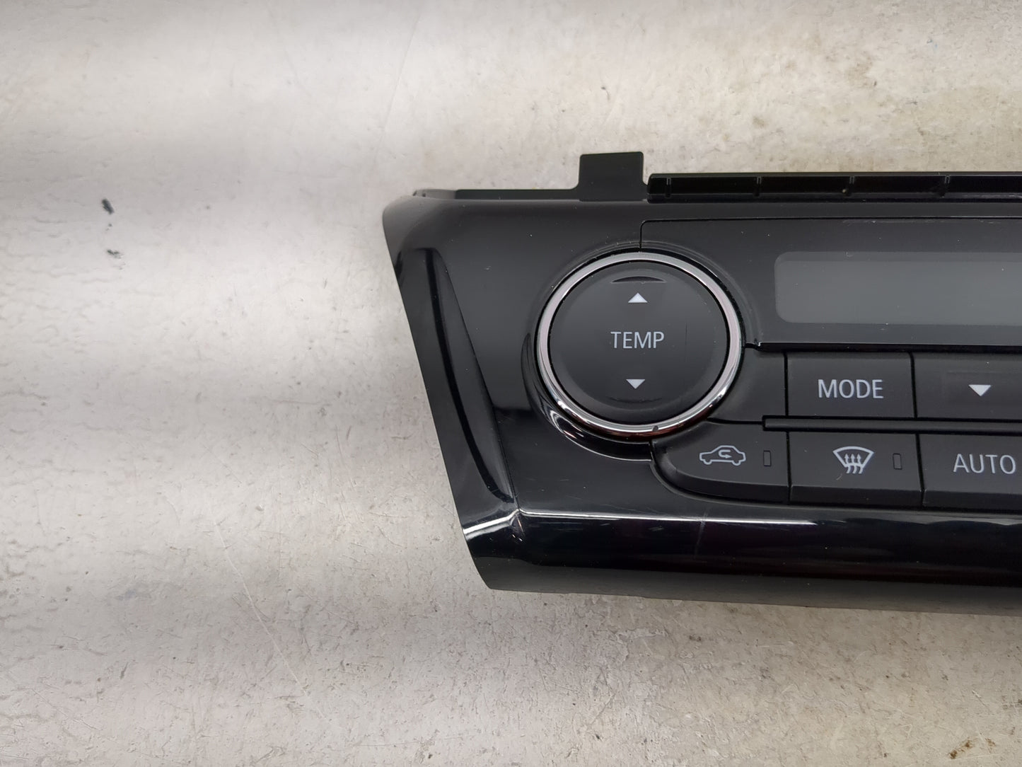 2025 Mitsubishi Eclipse Cross Climate Control Module Temperature AC/Heater Replacement P/N:7820B345 E396917 C Fits OEM Used 