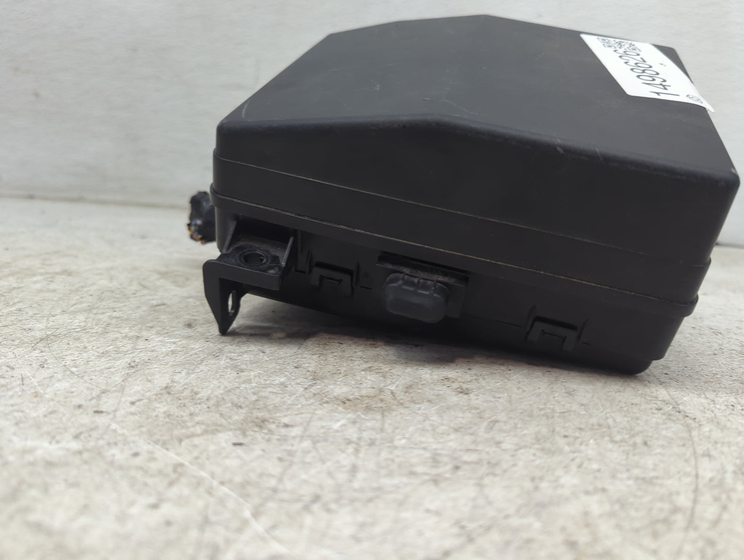 2018 Mitsubishi Eclipse Cross Fusebox Fuse Box Panel Relay Module P/N:MR301978 CB14PF-12V, AC8S2201, 24382WD40P Fits OEM Use