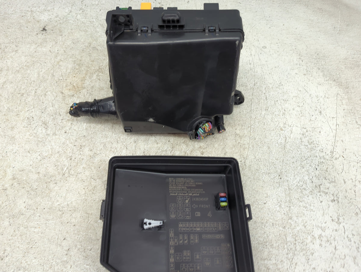 2018 Mitsubishi Eclipse Cross Fusebox Fuse Box Panel Relay Module P/N:MR301978 CB14PF-12V, AC8S2201, 24382WD40P Fits OEM Use