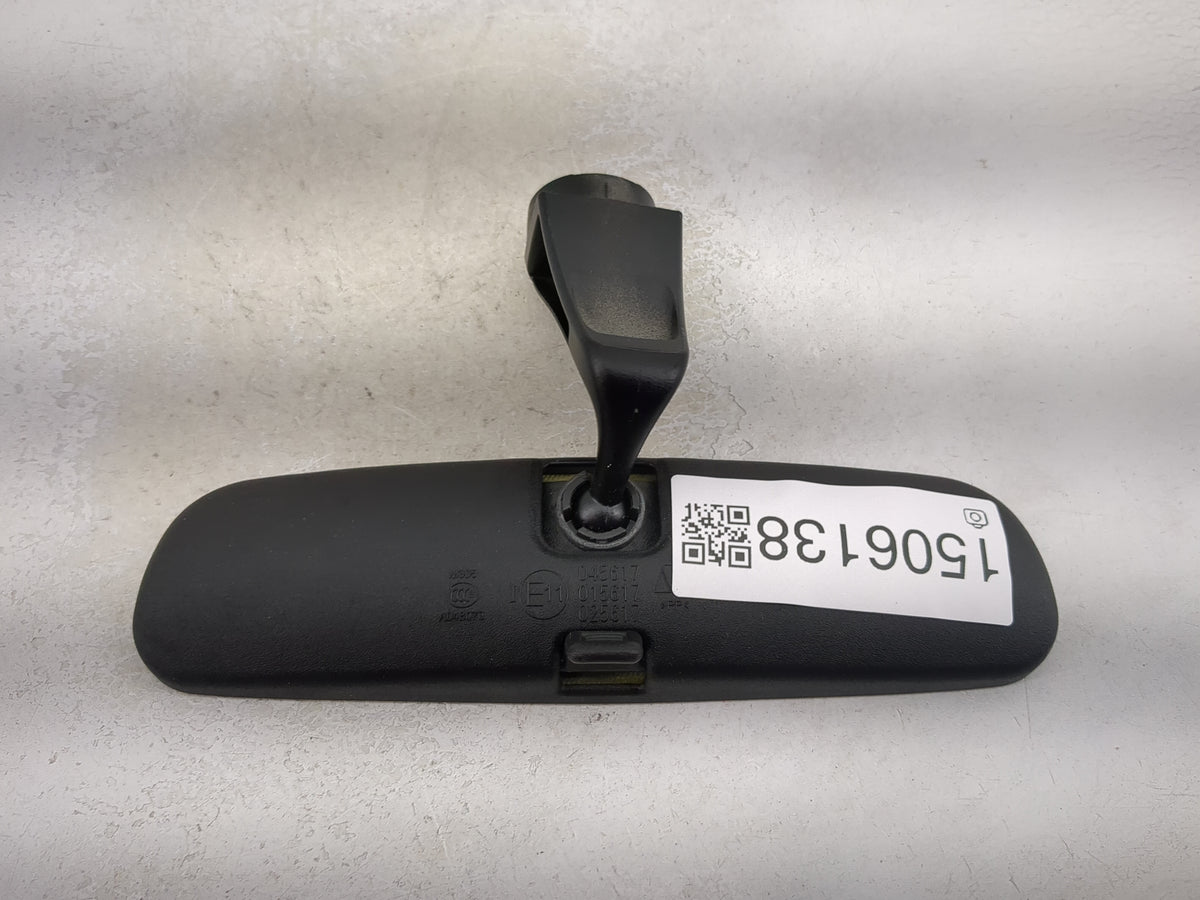 2025 Mitsubishi Eclipse Cross Interior Rear View Mirror Replacement OEM P/N:E11 045617 E11 015617, E11 025617 Fits OEM Used 