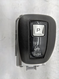 2025 Mitsubishi Outlander Floor Console Assembly Shifter - Oemusedautoparts1.com