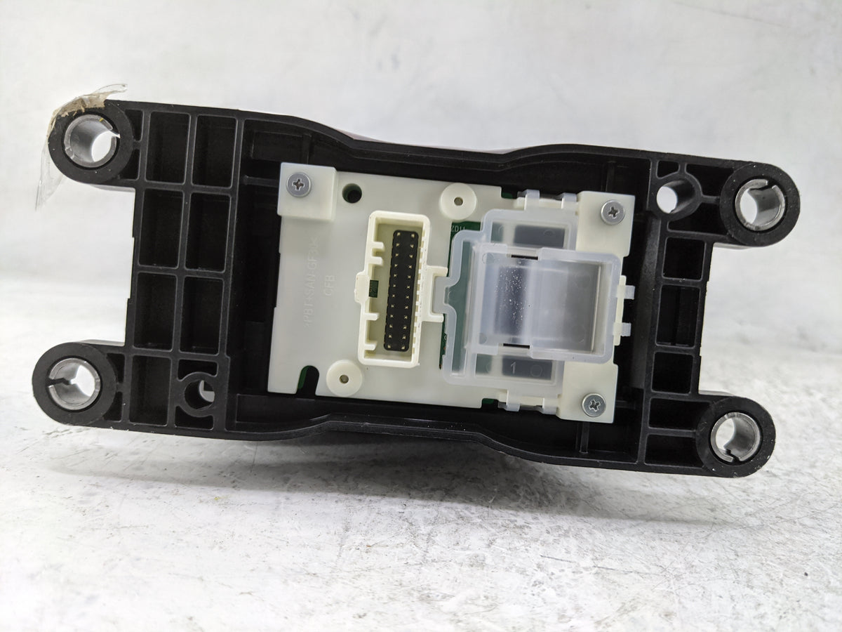 2025 Mitsubishi Outlander Floor Console Assembly Shifter - Oemusedautoparts1.com