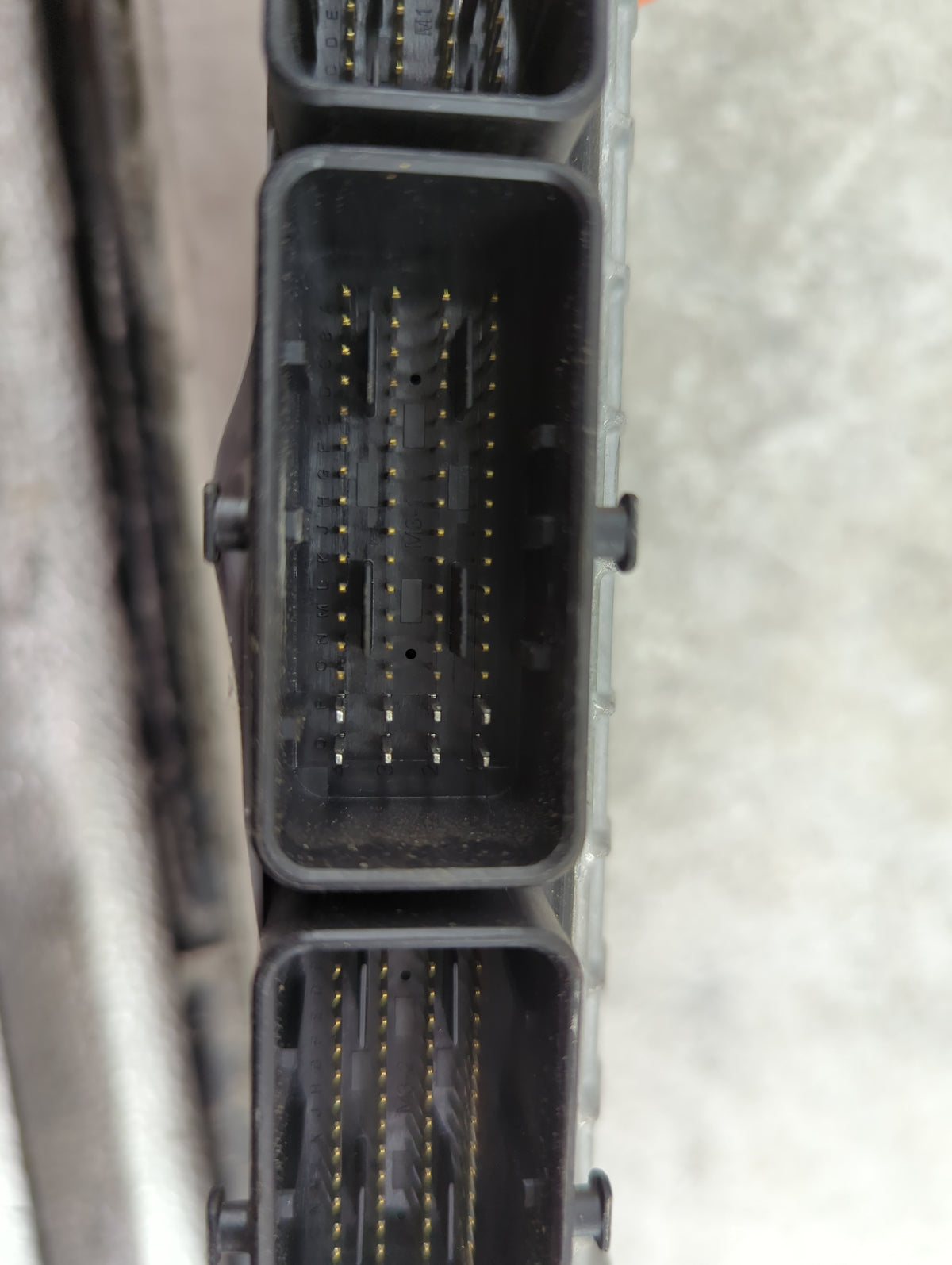 2025 Mitsubishi Outlander PCM Engine Control Computer ECU ECM PCU OEM P/N:BED60H-000 2370322V0A Fits OEM Used Auto Parts - O