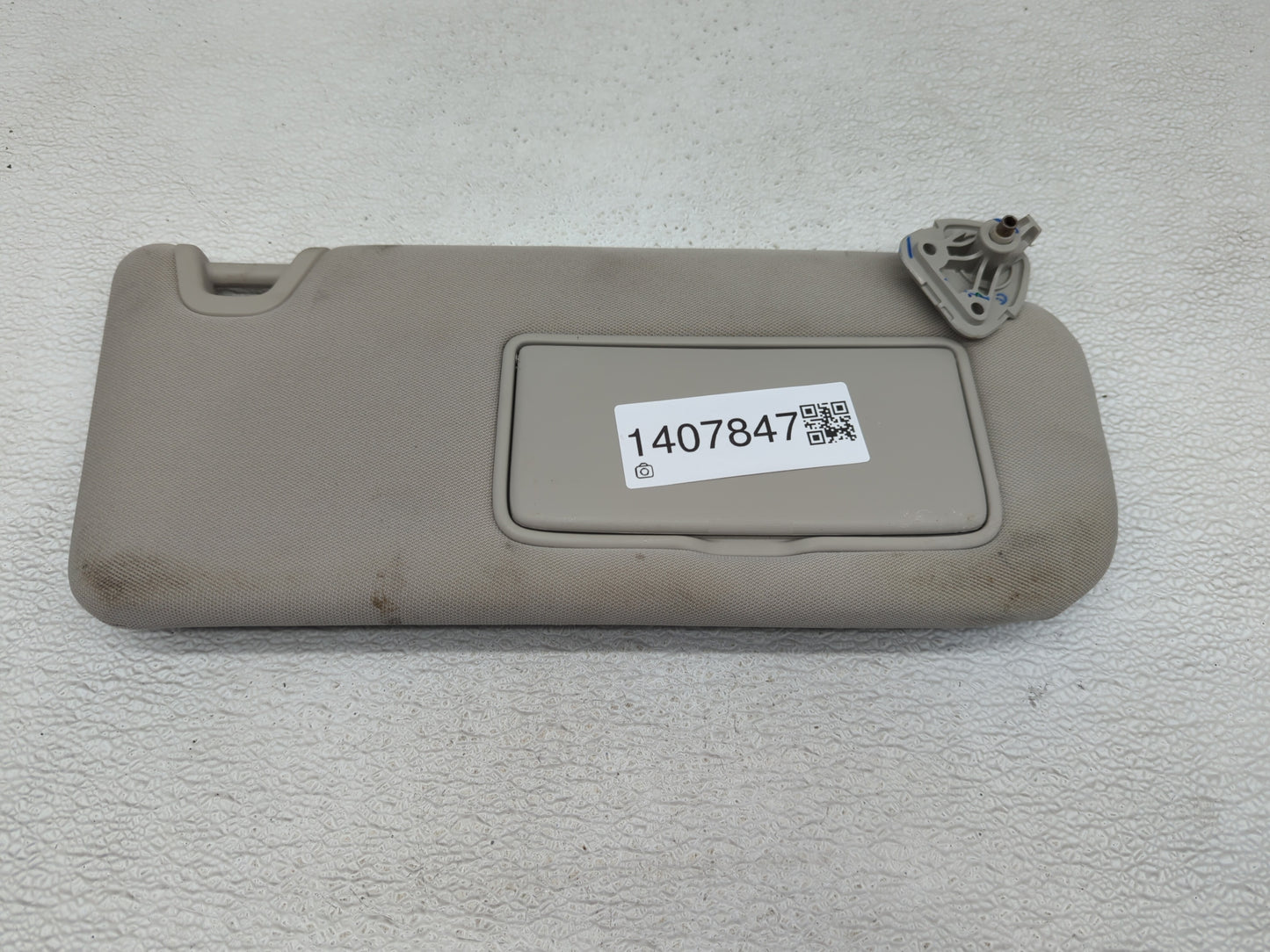 2021-2022 Nissan Altima Sun Visor Shade Replacement Passenger Right Mirror Fits Fits 2021 2022 OEM Used Auto Parts - Oemused