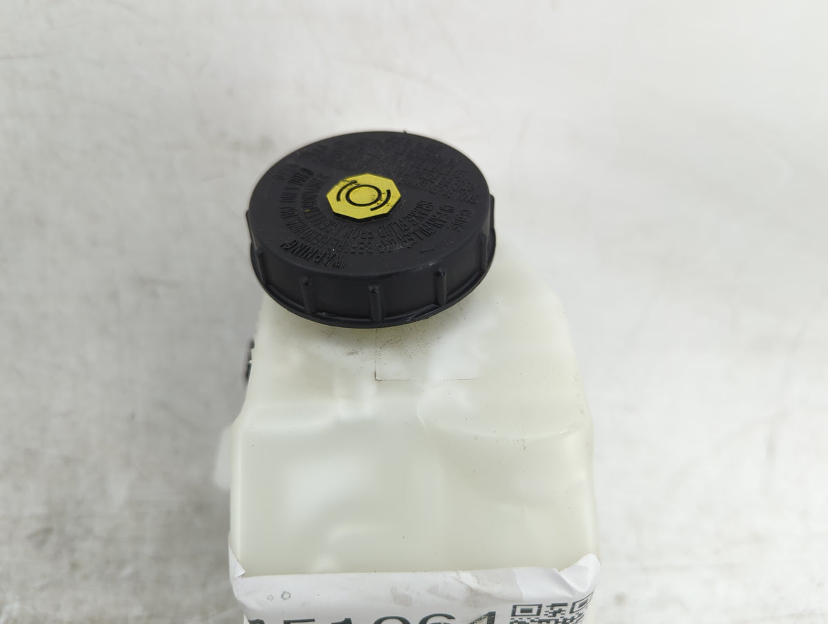 2019-2022 Nissan Altima Brake Master Cylinder 1451064 - Oemusedautoparts1.com